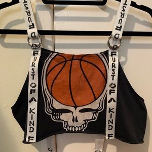 lf crop top furst of a kind